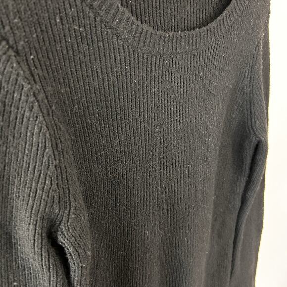 edited x Hunter McGrady Women's Black Beaded Bell Sleeve Knit Pullover Sweater M - Picture 7 of 7
